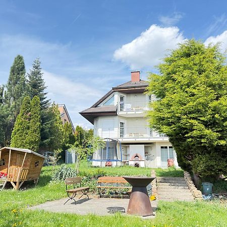 Diamondvilla, 4 Bedroom Apartment, Garden & Spa Prag Eksteriør billede