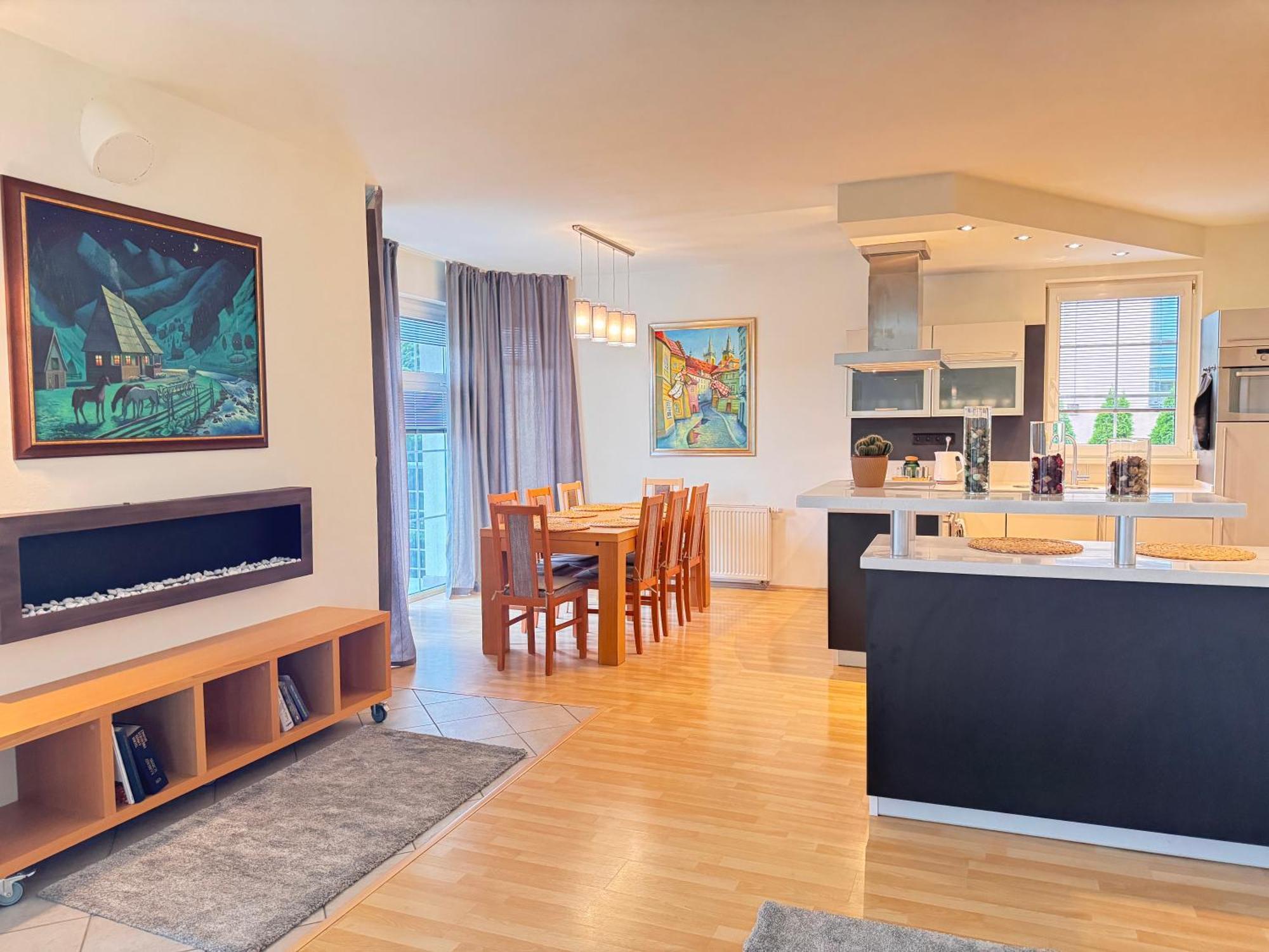 Diamondvilla, 4 Bedroom Apartment, Garden & Spa Prag Eksteriør billede